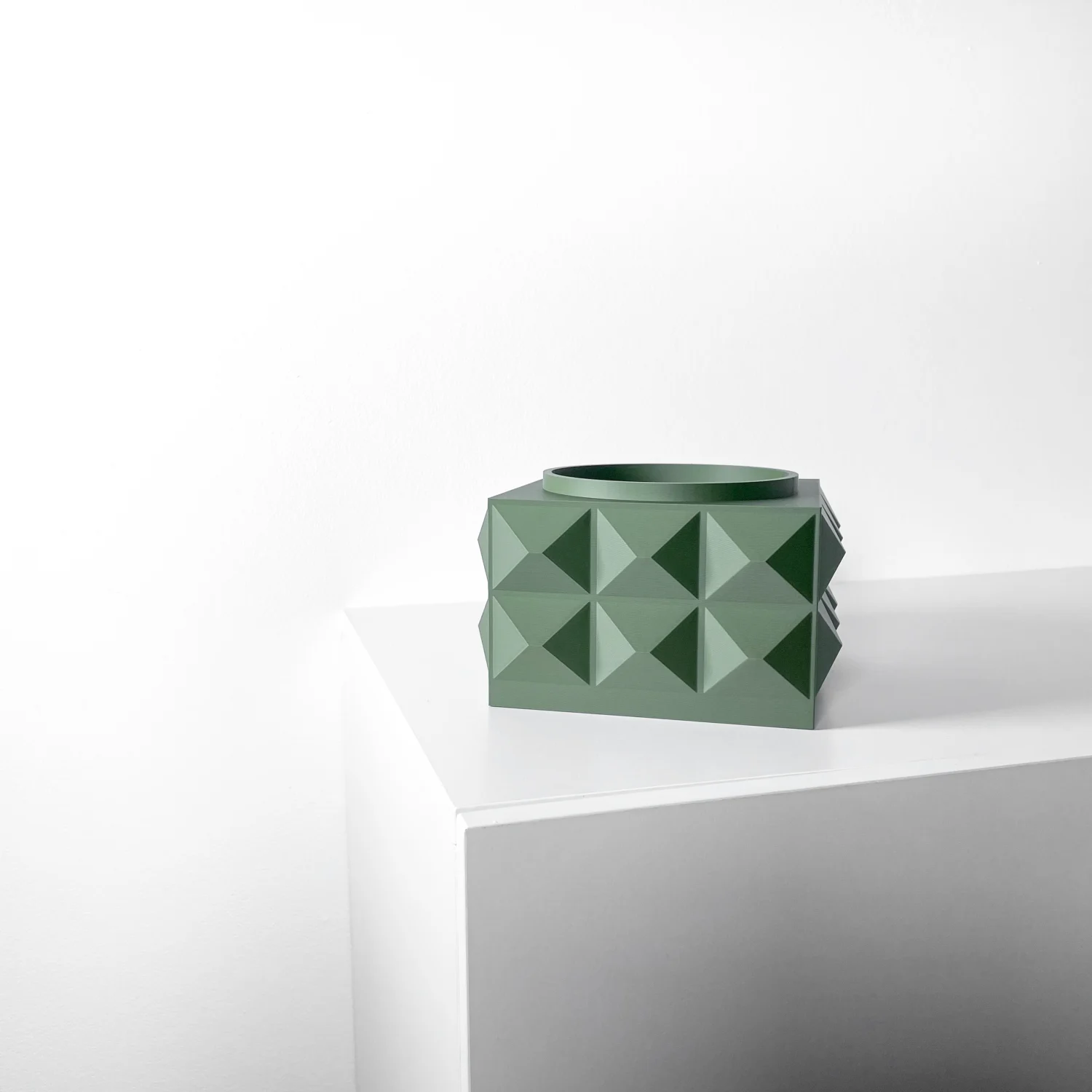 The Acorn Pot - Image 5