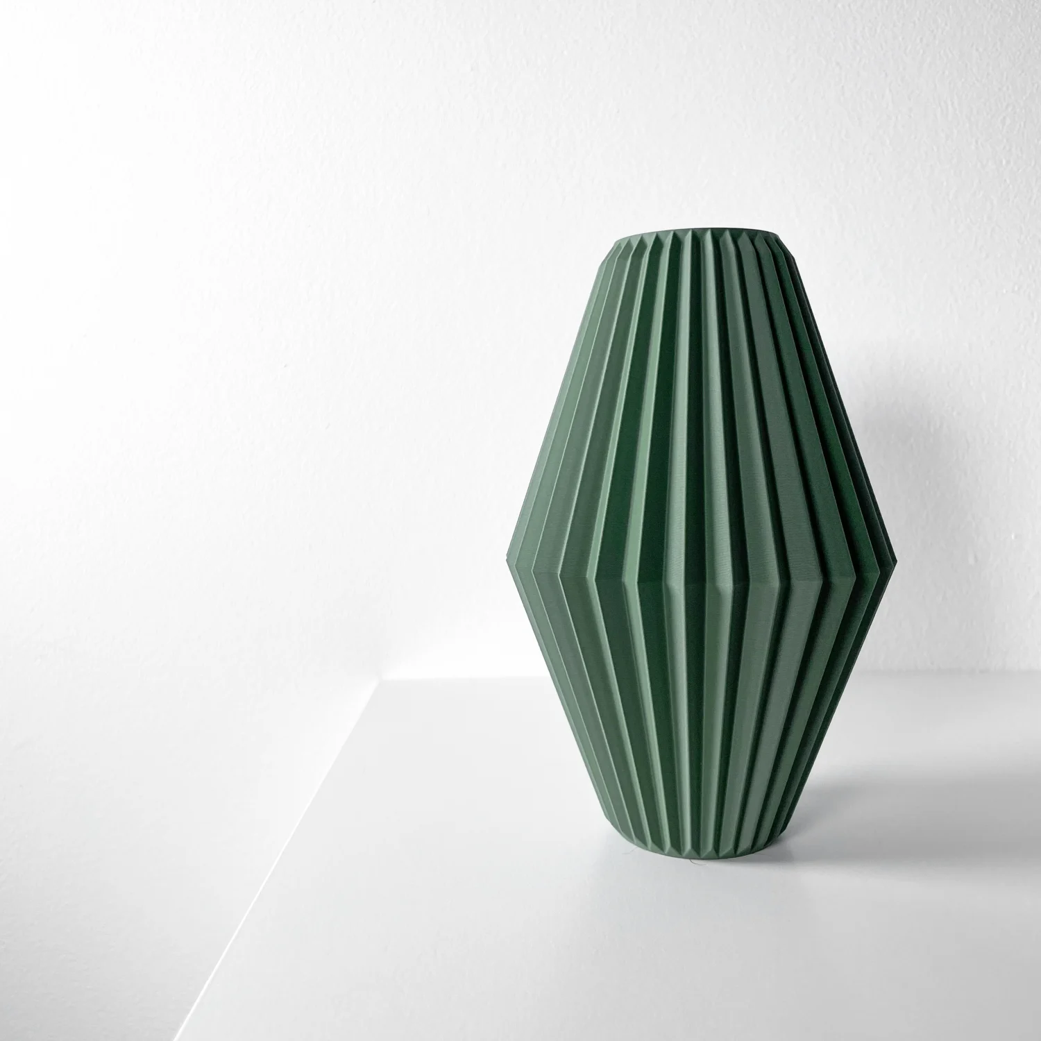 The Amoura Vase - Image 9