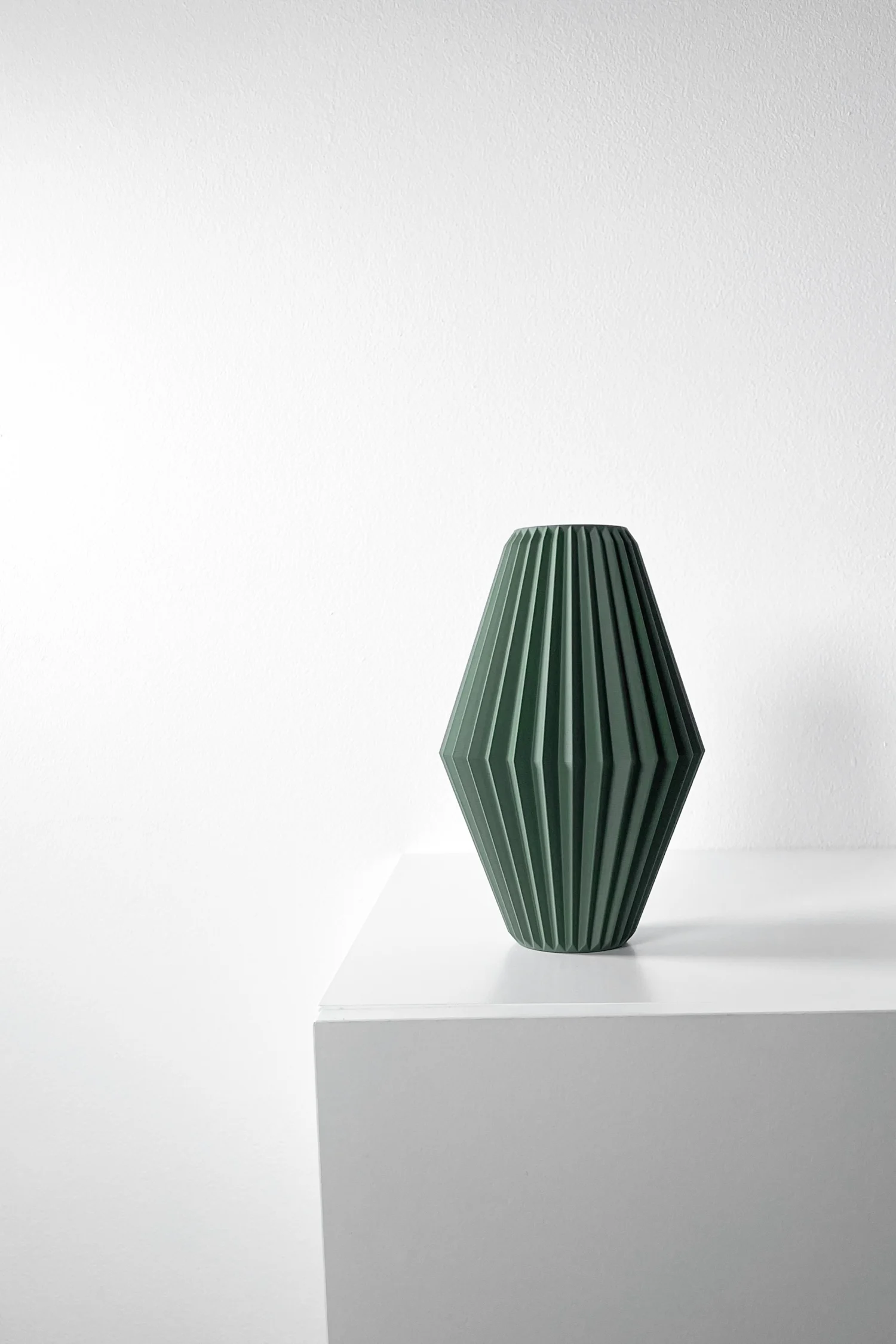 The Amoura Vase - Image 4