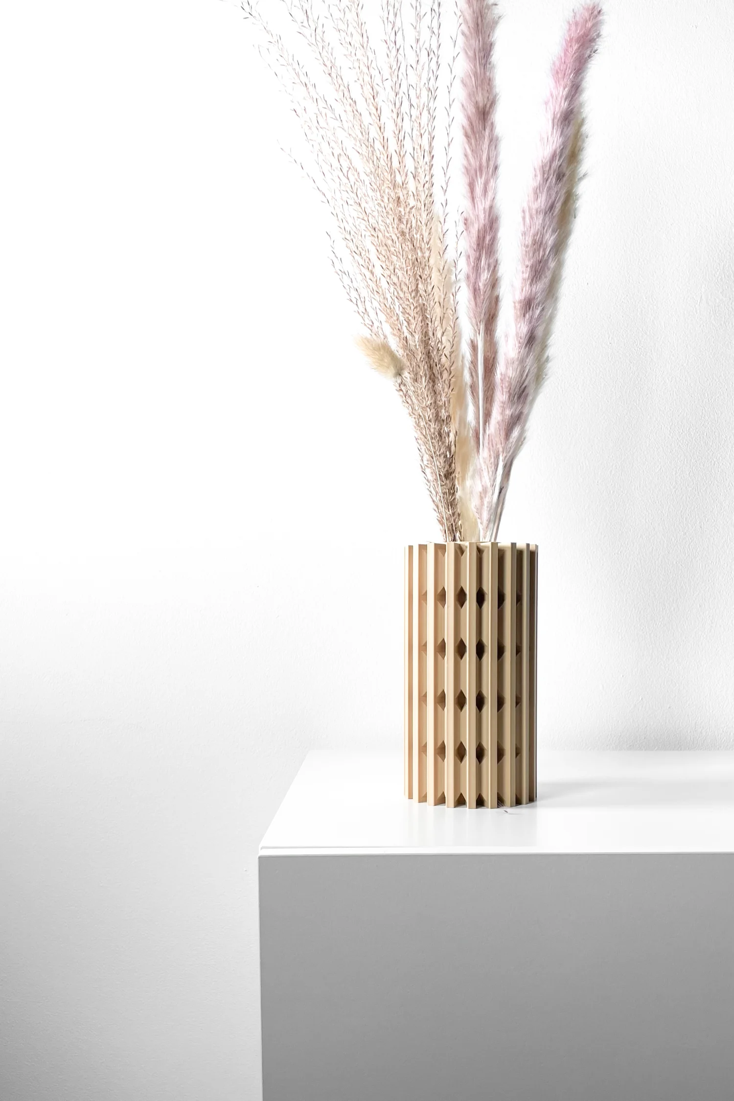 The Brio Vase - Image 2