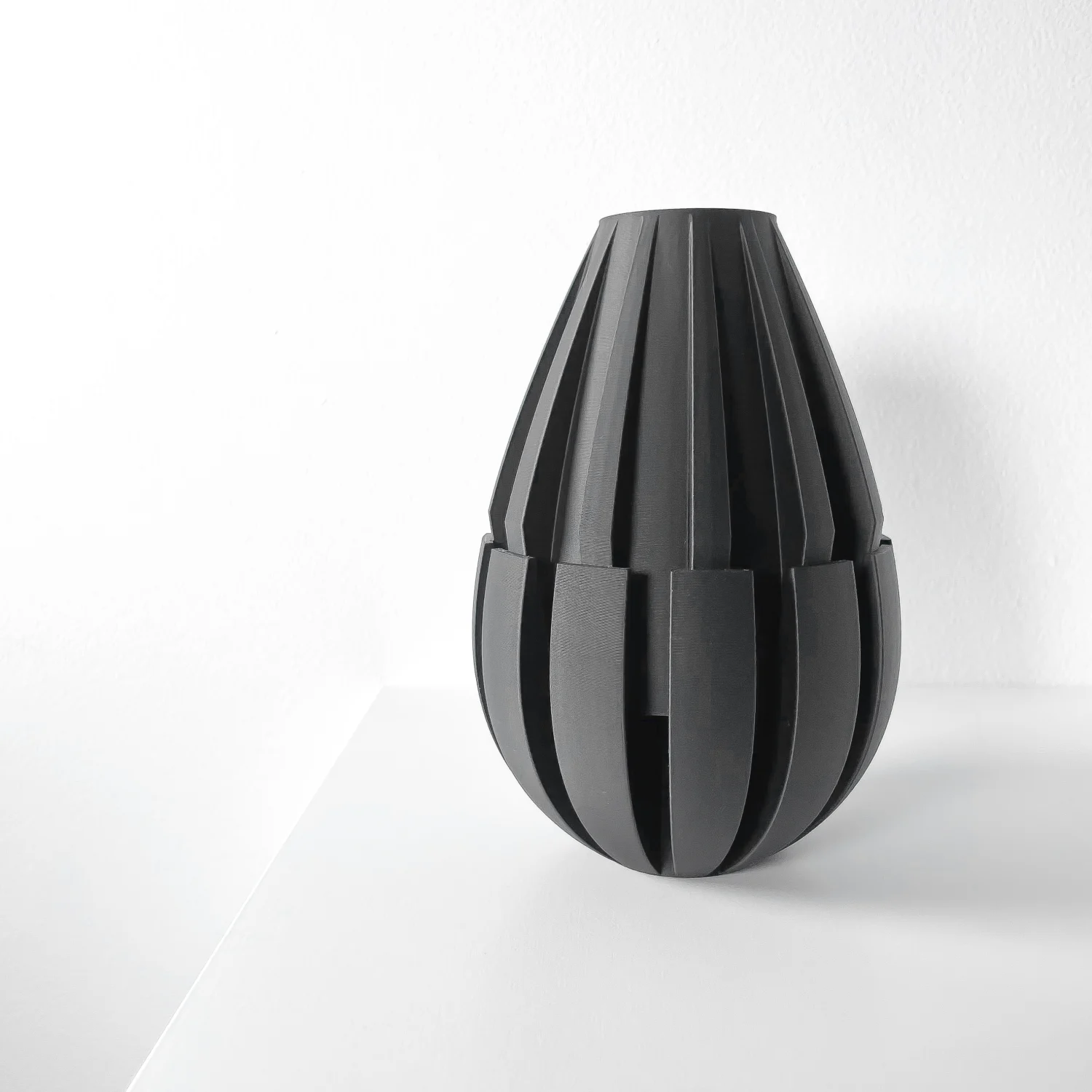 The Bryx Vase - Image 3