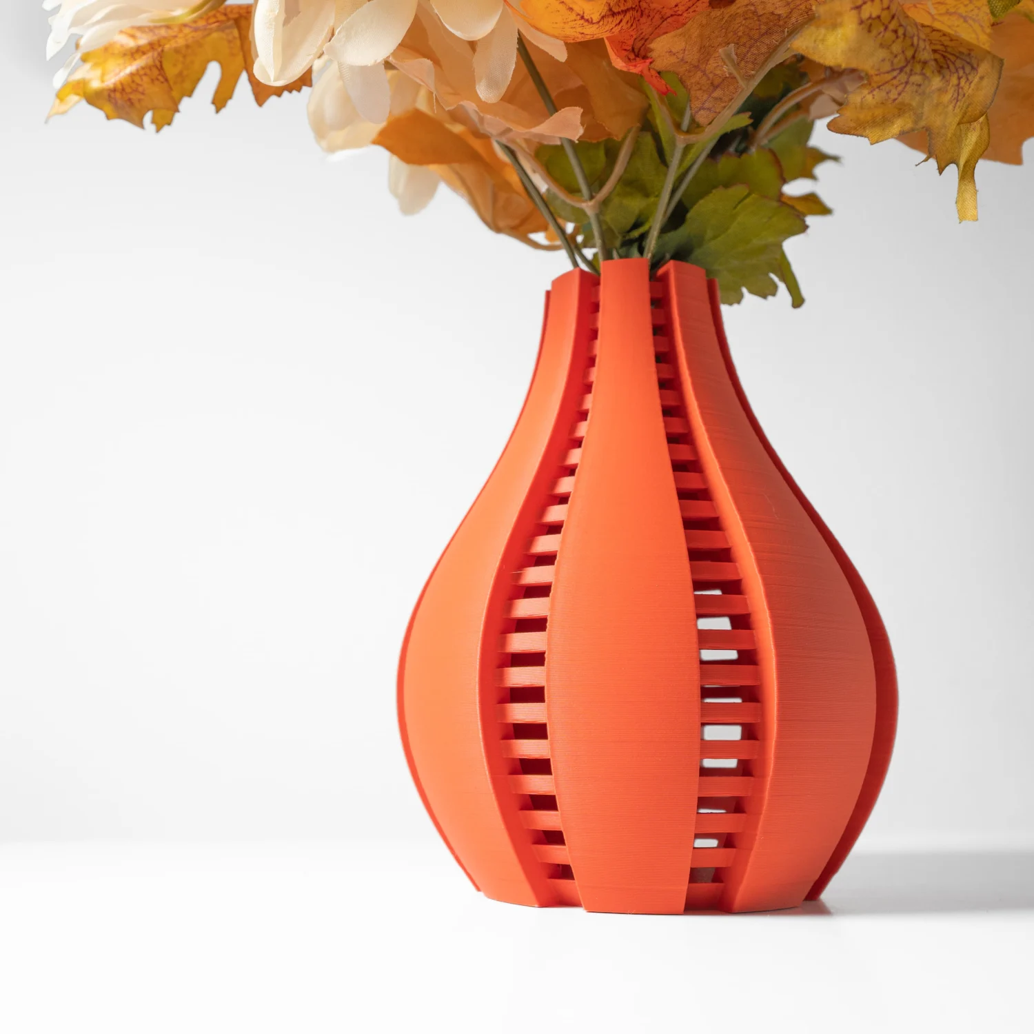 The Fiora Vase - Image 2