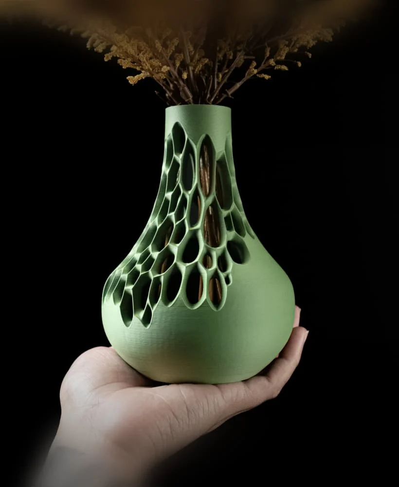 The Isolde Vase
