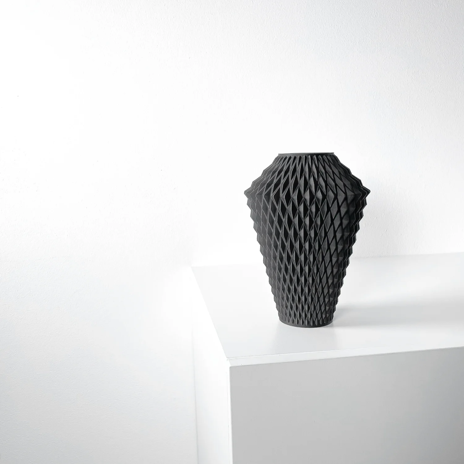 The Liora Vase - Image 6