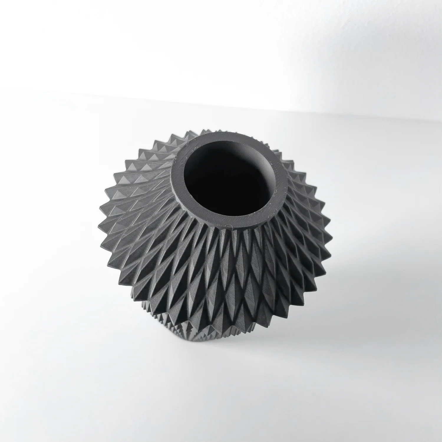 The Liora Vase - Image 3