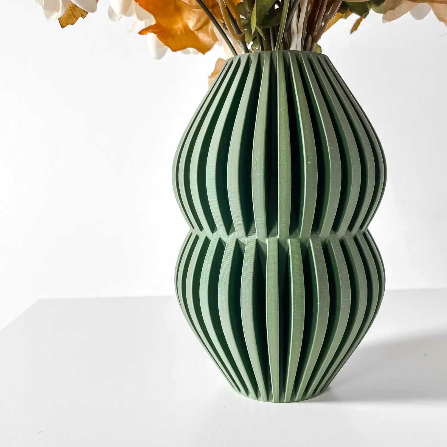 The Opaline Vase - Image 2