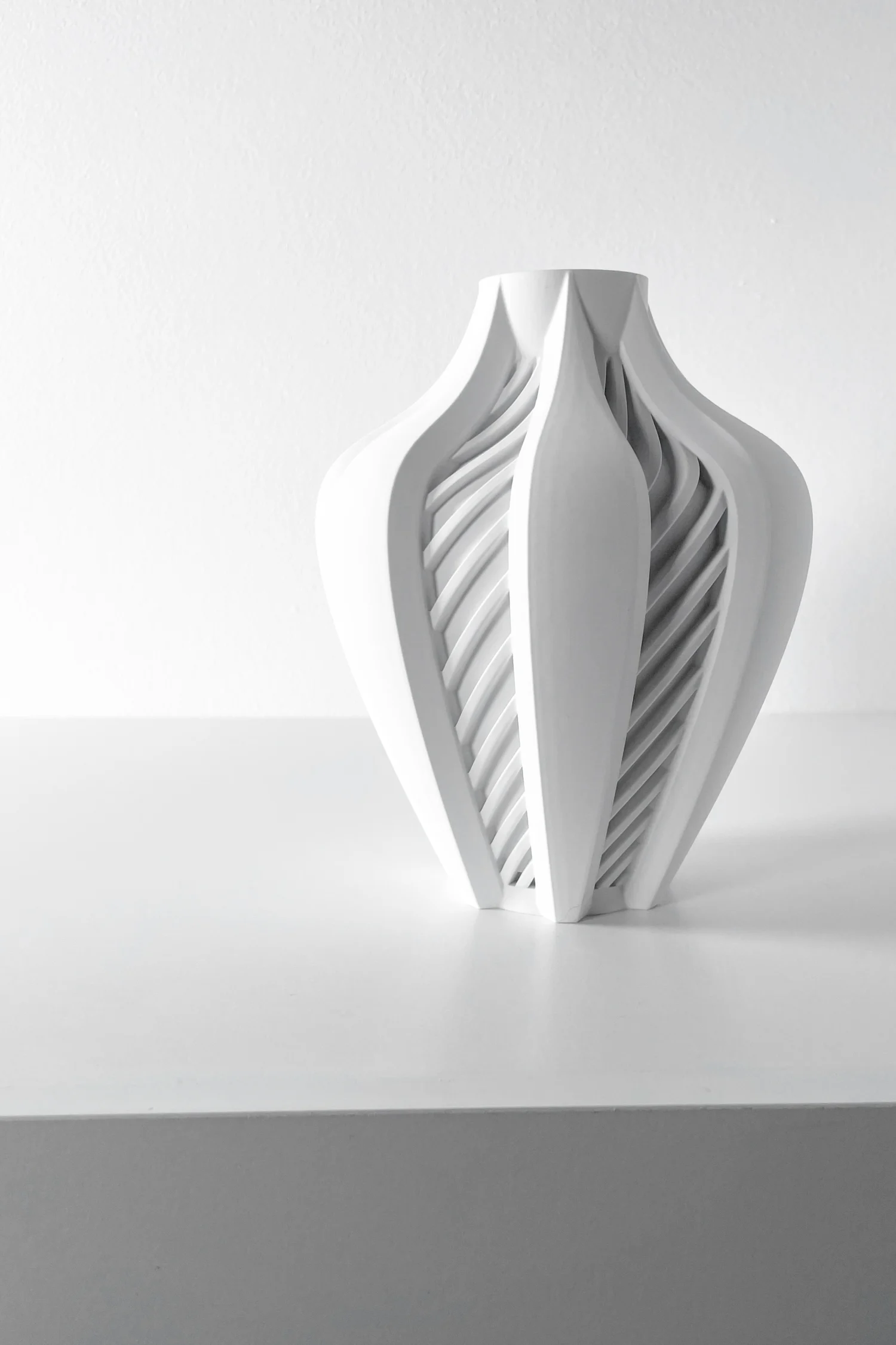 The Orvix Vase - Image 2