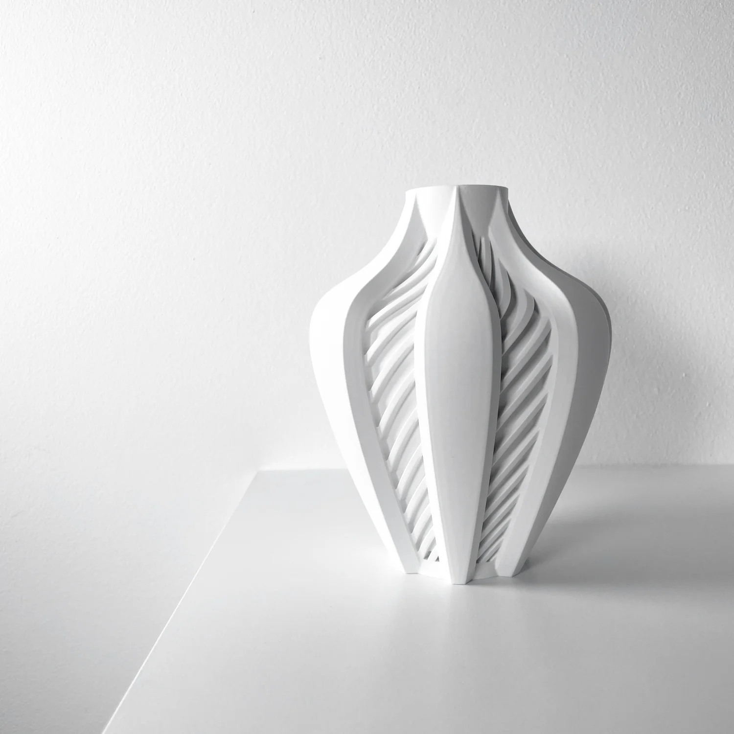 The Orvix Vase - Image 3