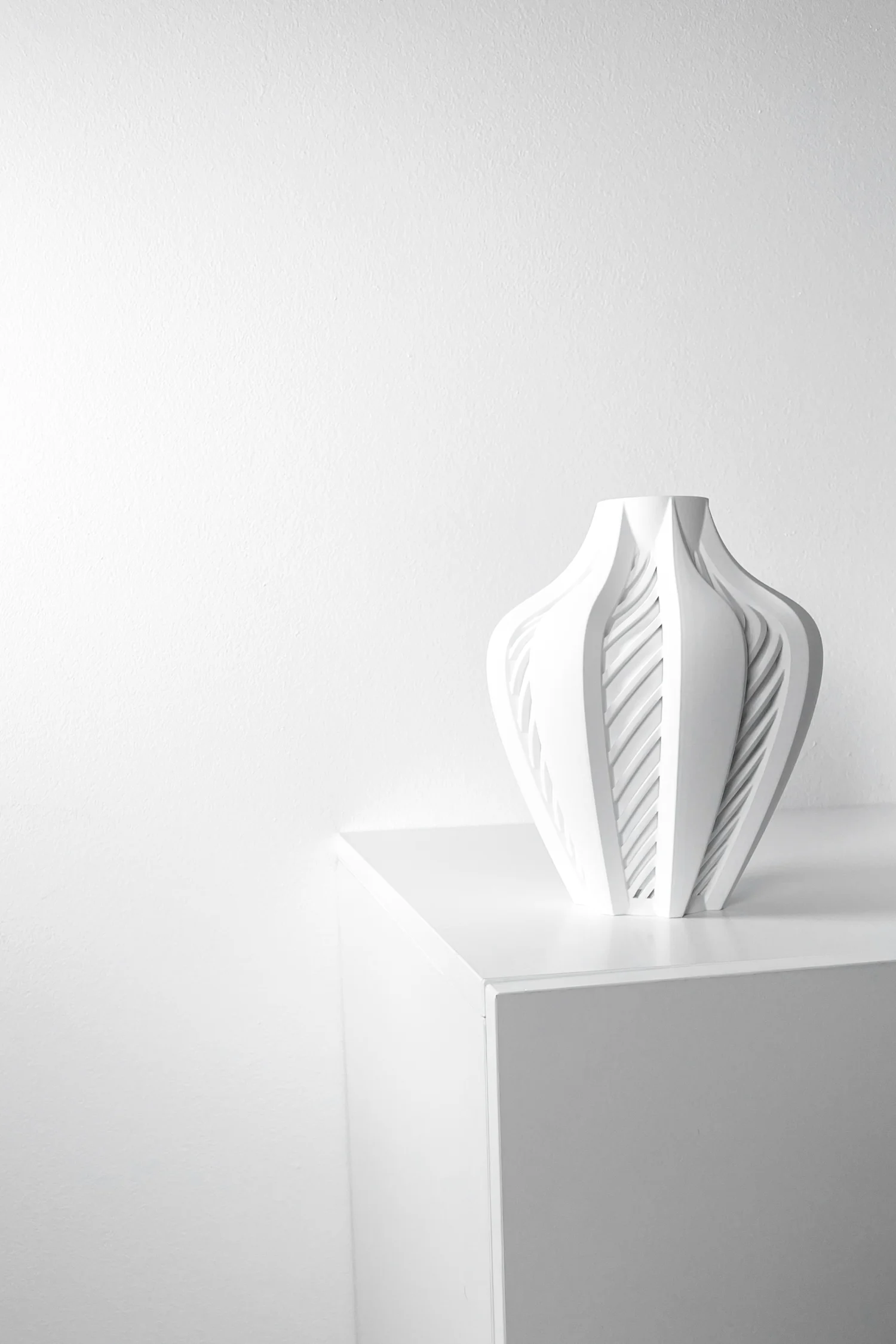 The Orvix Vase - Image 5