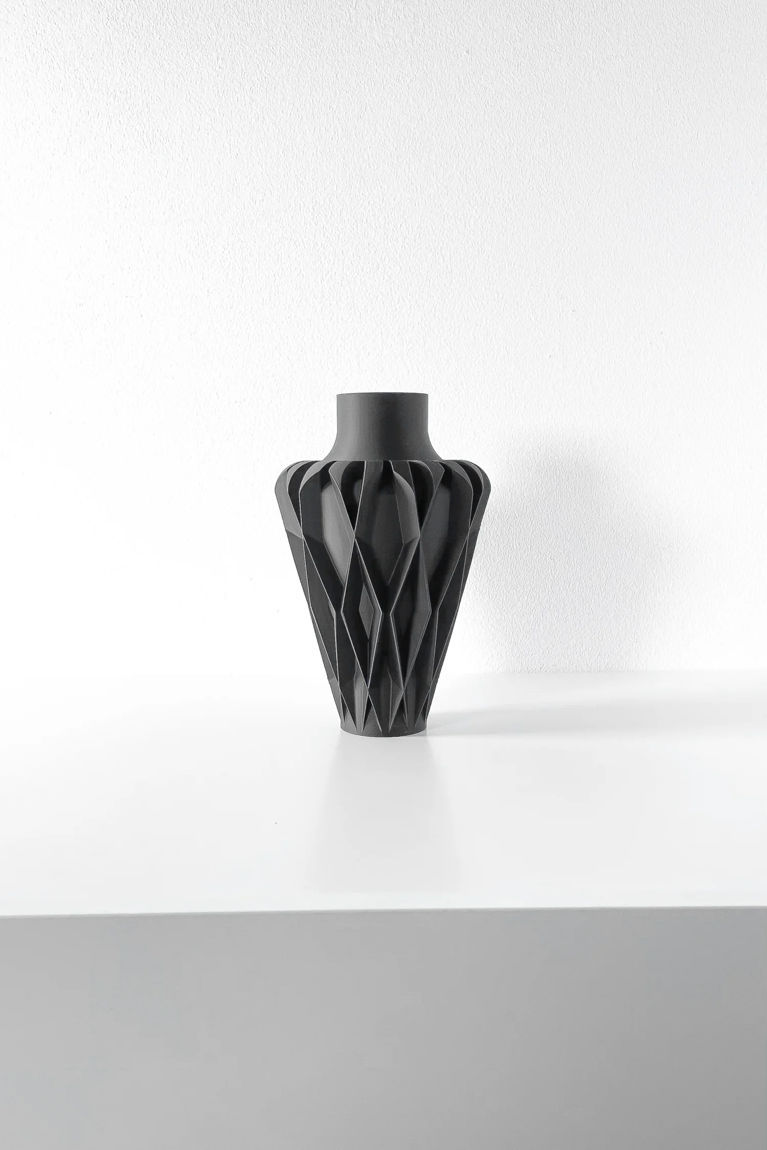 The Rylor Vase - Image 5