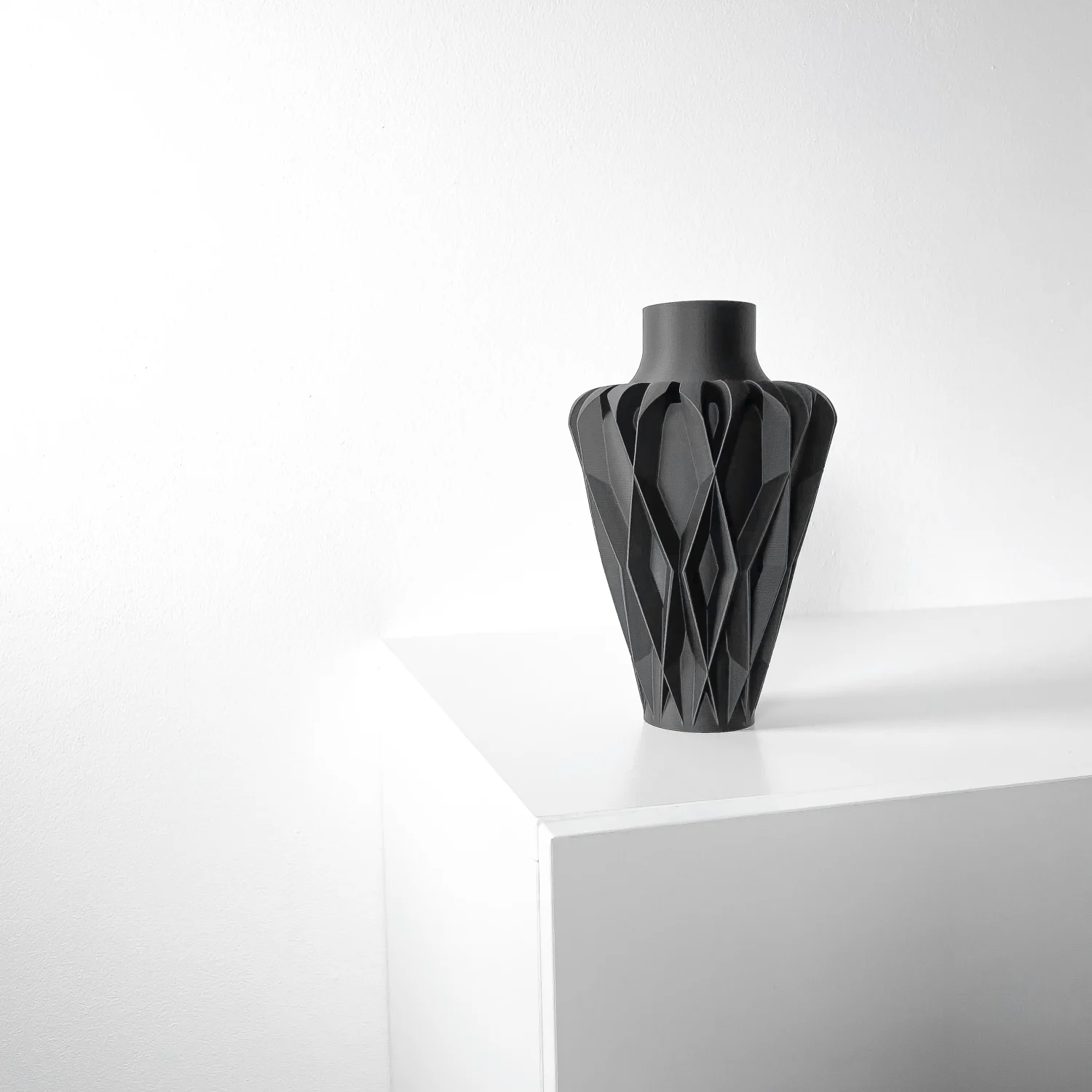 The Rylor Vase - Image 4