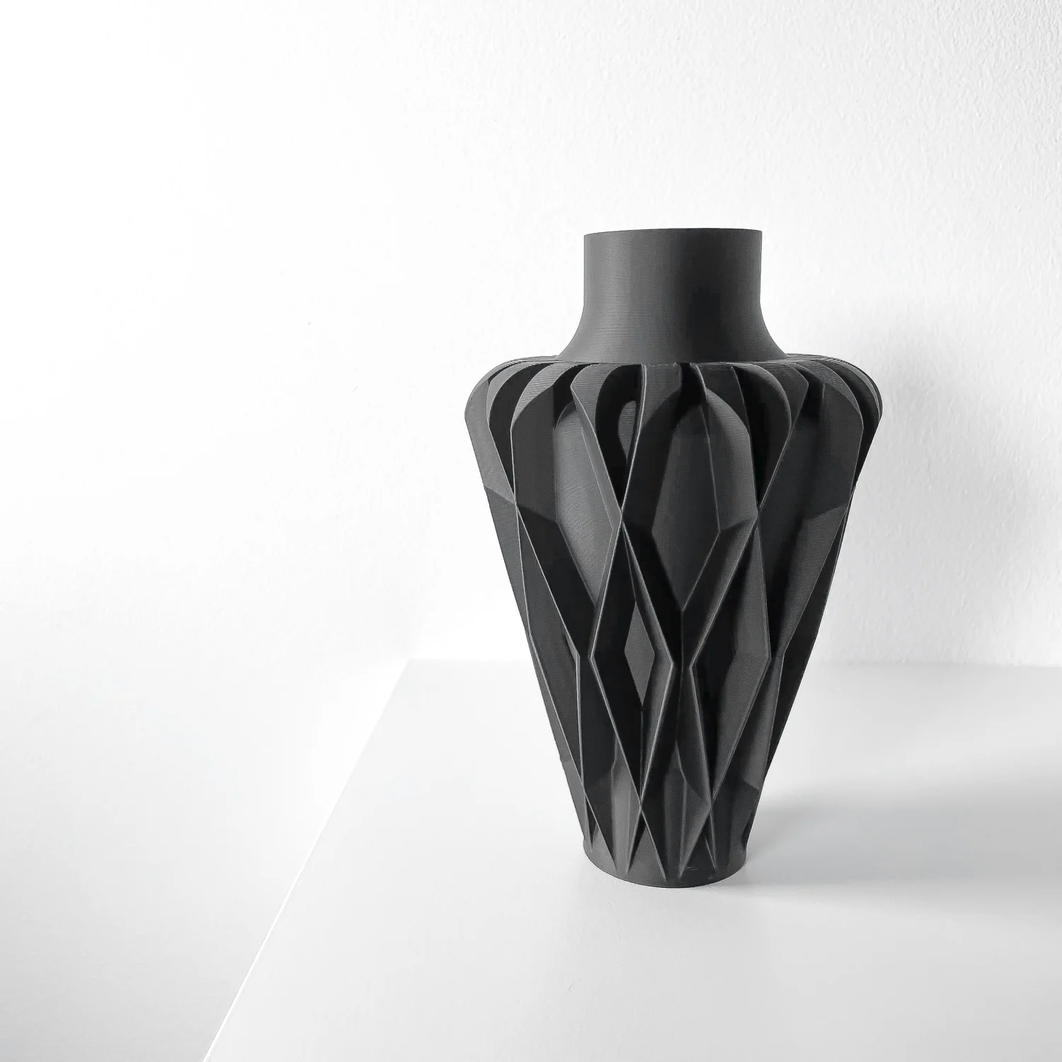 The Rylor Vase - Image 3