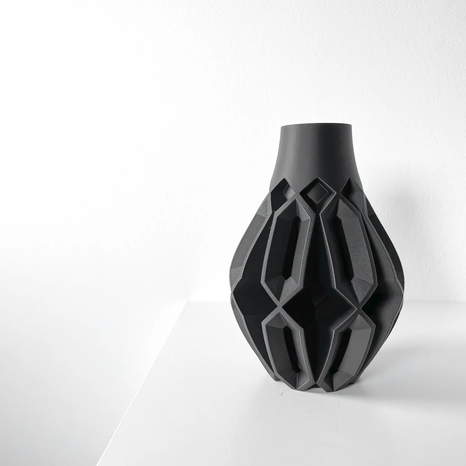 The Varn Vase - Image 3