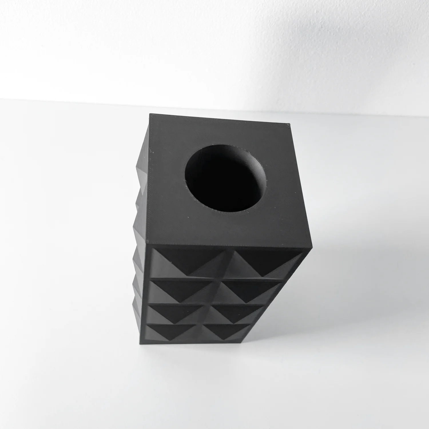 The Wren Vase - Image 3